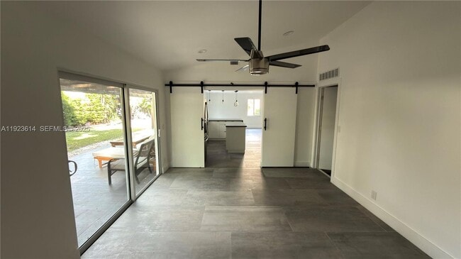 Building Photo - 18701 Shauna Manor Dr