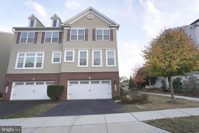 Building Photo - 425 Williamson Ct