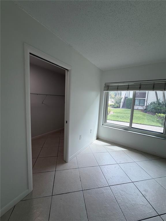 Building Photo - 2205 Belleair Rd