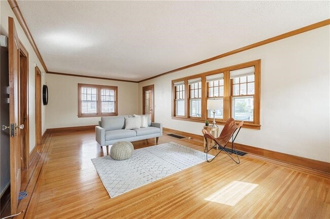 Building Photo - 46 Whiteford Rd