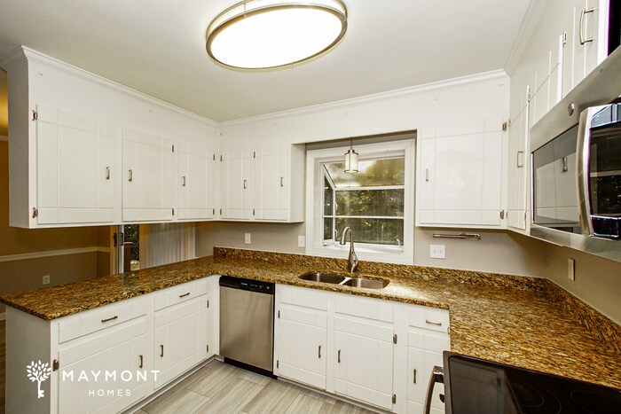 Building Photo - 1139 Bloom Wood Ln