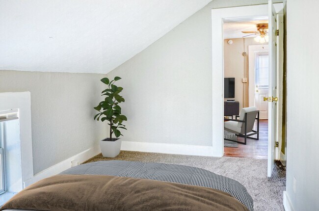 Building Photo - 1117 S.4th Street - FourEight