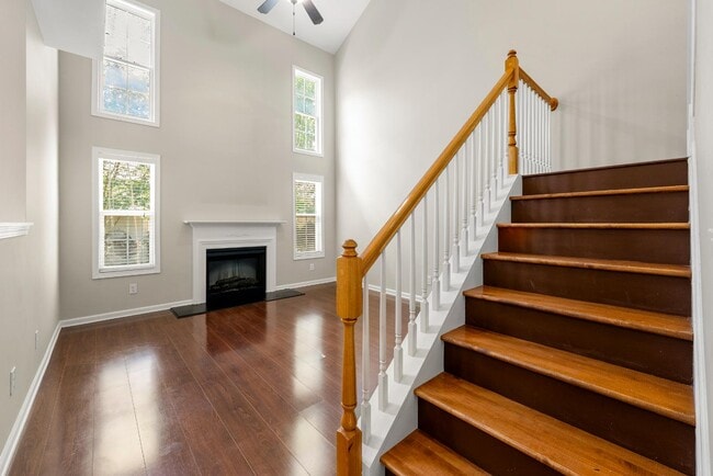 Building Photo - 2415 Clock Face Ct