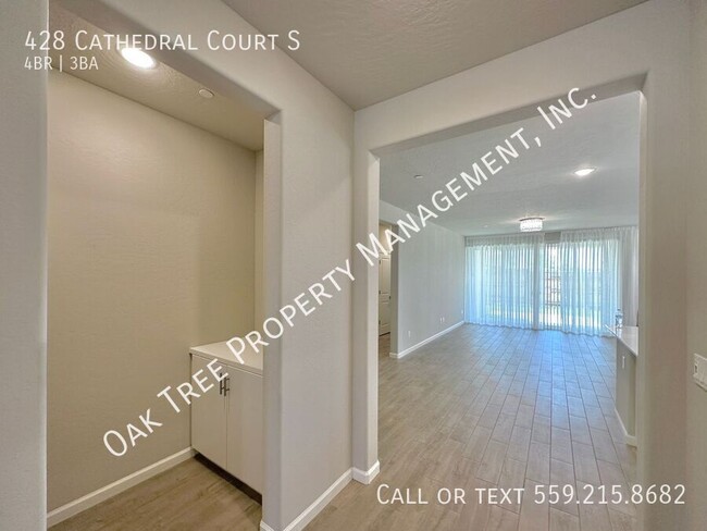 Building Photo - 428 Cathedral Ct