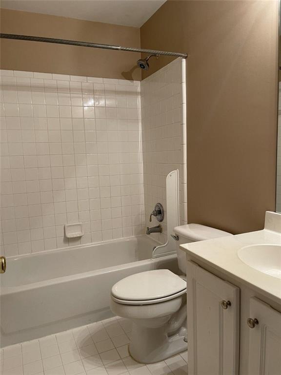 Building Photo - 2515 Longcourt Cir