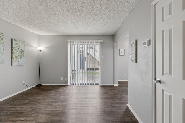 Interior Photo - Country Club