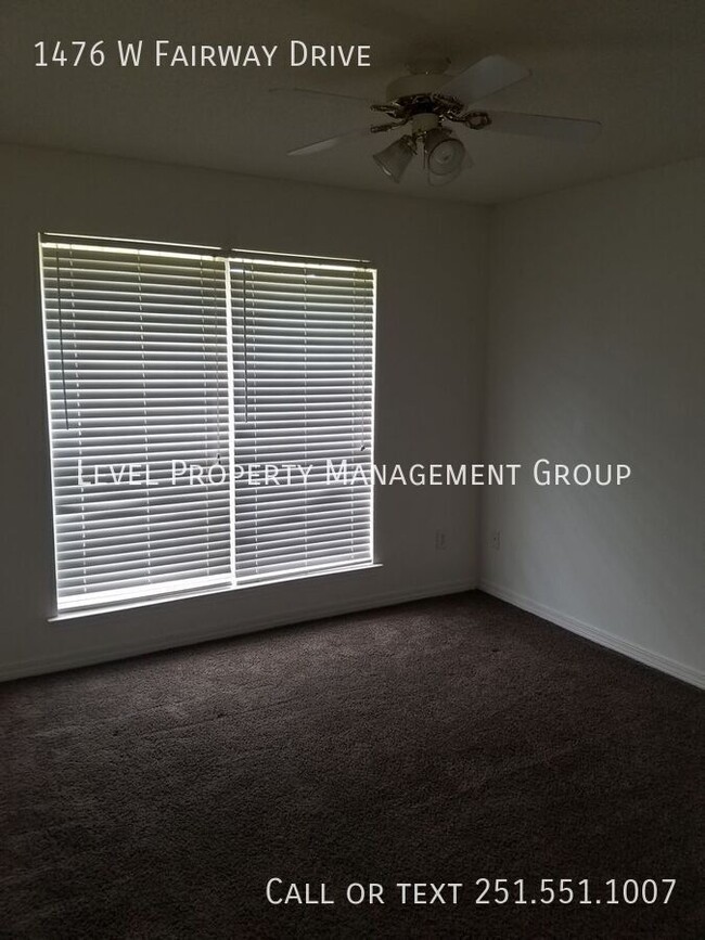 Building Photo - 1476 W Fairway Dr