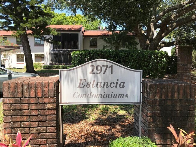 Building Photo - 2971 Estancia Blvd