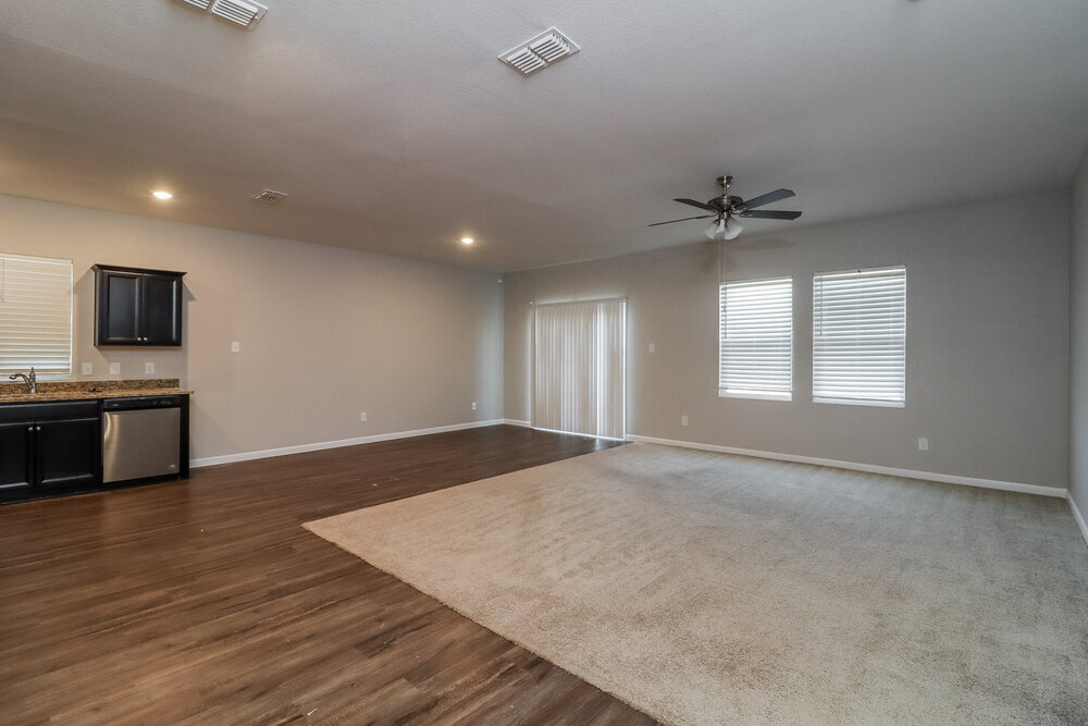 Building Photo - 10332 Jameson Ln