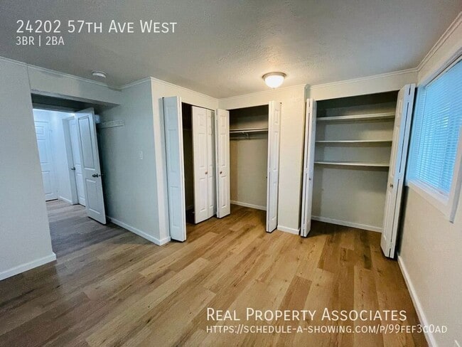 Building Photo - 24202 57th Ave W