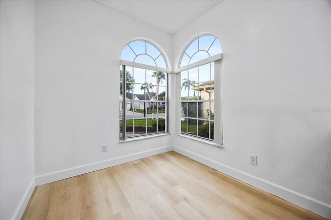 Building Photo - 5802 Parkview Point Dr