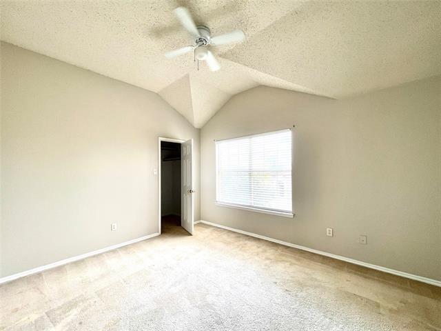 Building Photo - 7728 Parkwood Plaza Dr