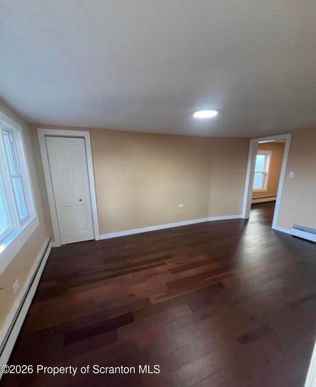 Building Photo - 129 S Blakely St