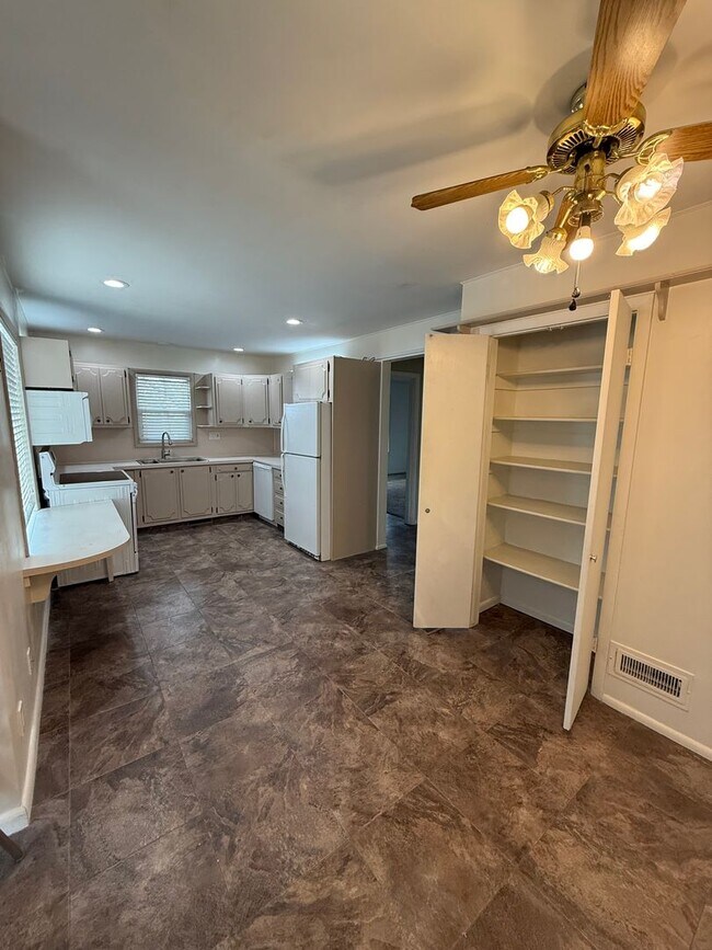 Building Photo - Beautiful home in Mapleton, UT