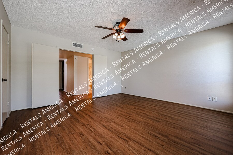 Building Photo - 2466 W Onza Ave