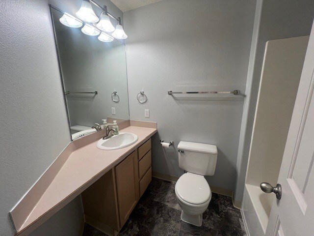 Building Photo - 3 Bed 2.5 Bath in Boise!