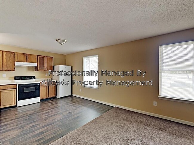 Building Photo - 1519 Crums Ln