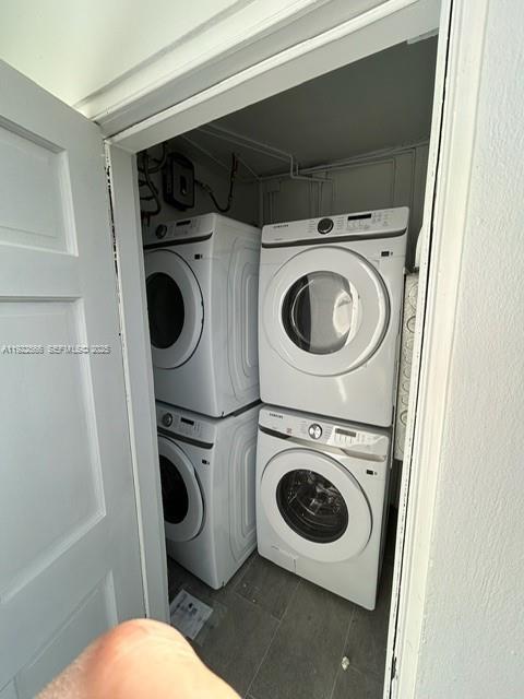 Building Photo - 7154 SW 22nd St