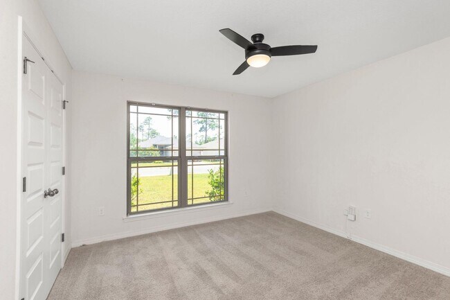 Building Photo - 8478 Island Dr