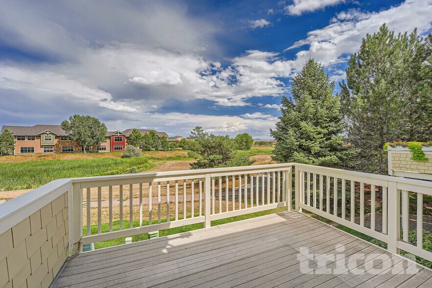 Building Photo - 8566 S Lewis Way