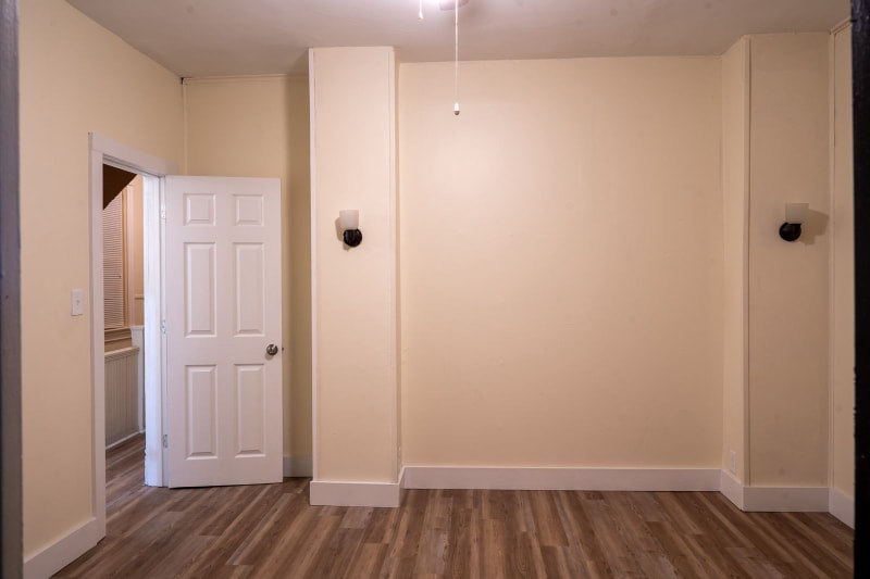 Building Photo - 26 Allen St