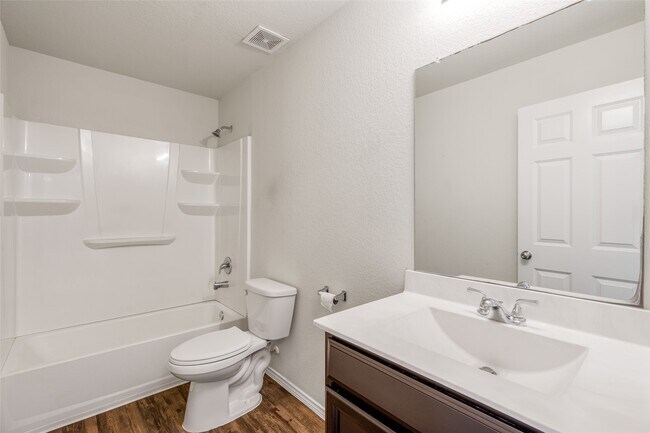Building Photo - 5722 Basin Ranch Ln