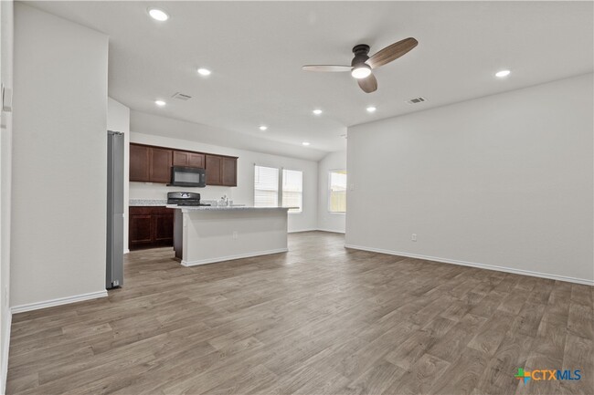 Building Photo - 109 Half Moon Ct