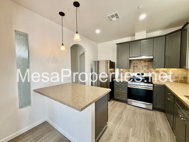 Building Photo - 6087 Elsinore Rd