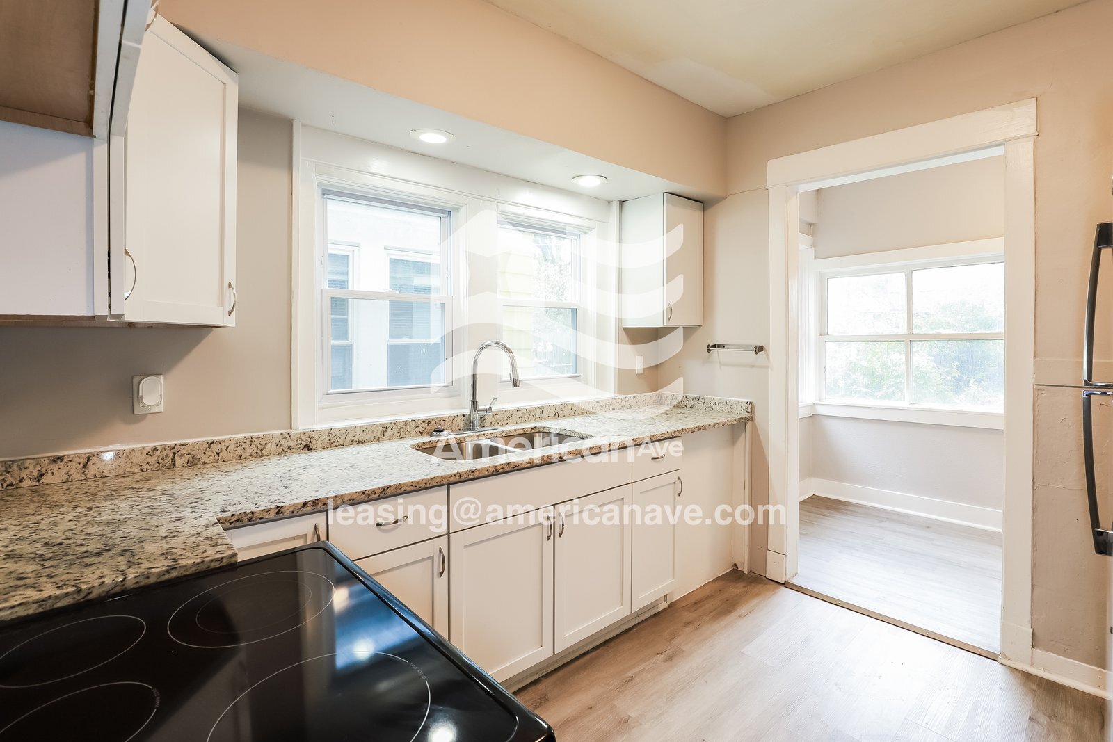 Building Photo - 5242 Lyon Ave