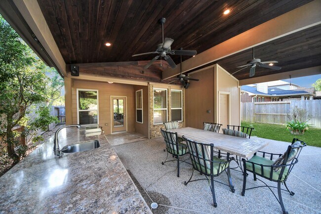 Building Photo - 9619 W Amber Bluff Ln