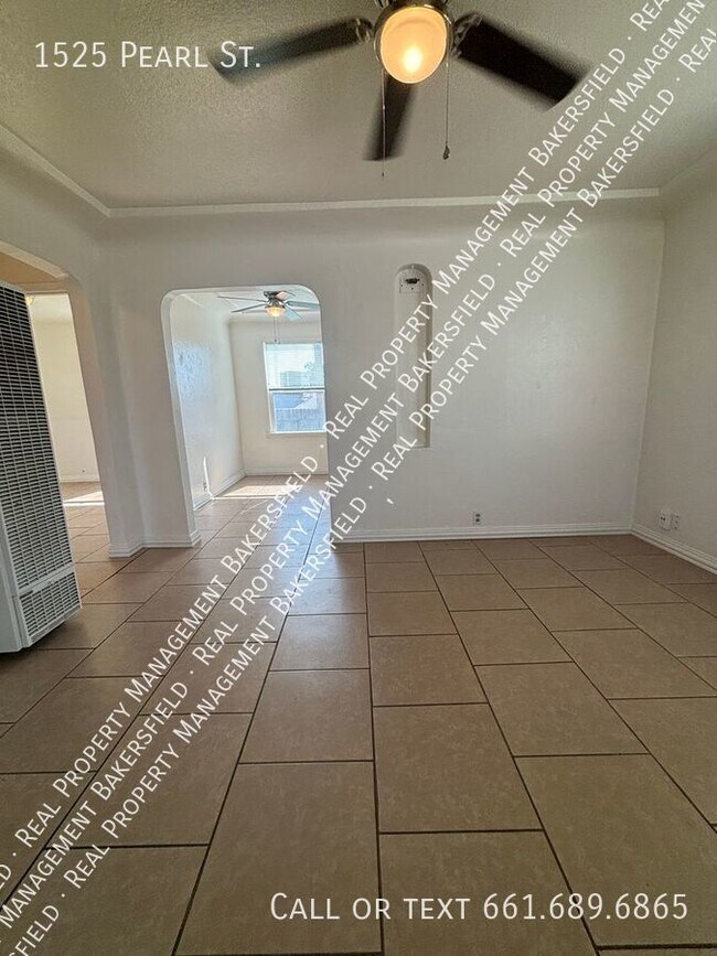 Building Photo - 1525 Pearl Street-Zero deposit, Ask us how!