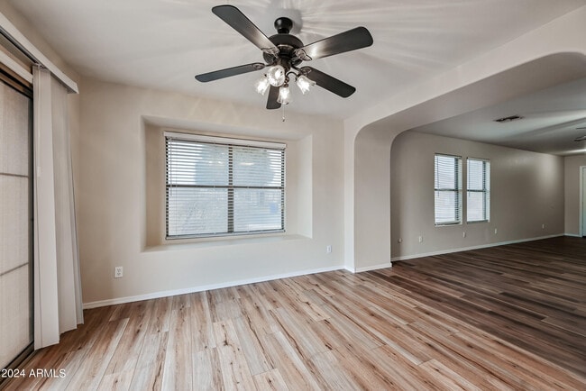 Building Photo - 1015 S Slater Cir