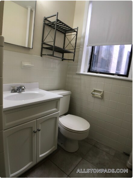 Building Photo - 1135 Commonwealth Ave