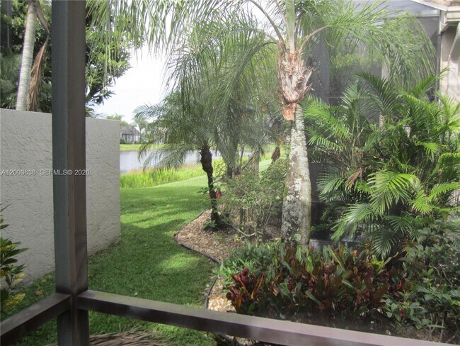 Building Photo - 9798 Casa Mar Dr