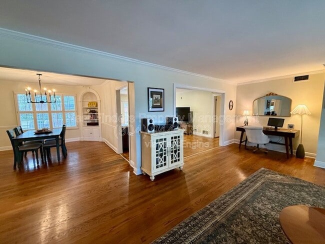 Building Photo - 7104 Catalonia Ave