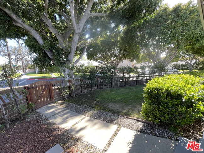 Building Photo - 10801 Galvin St