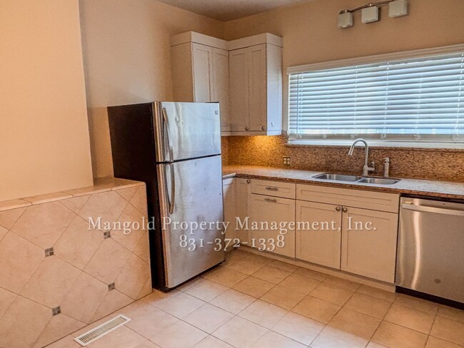 Building Photo - $500 Move-In Special- Beautiful three-bedr...