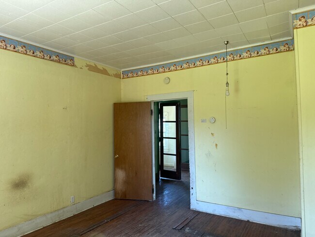Building Photo - 1612 Morton St