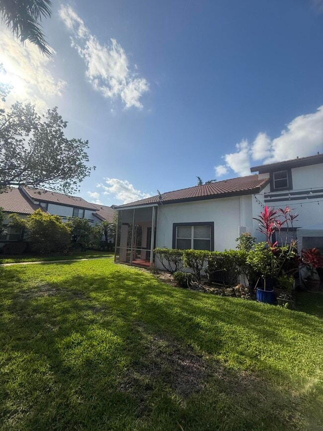 Building Photo - 9831 NW 24th St