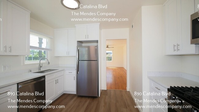 Building Photo - 890 Catalina Blvd