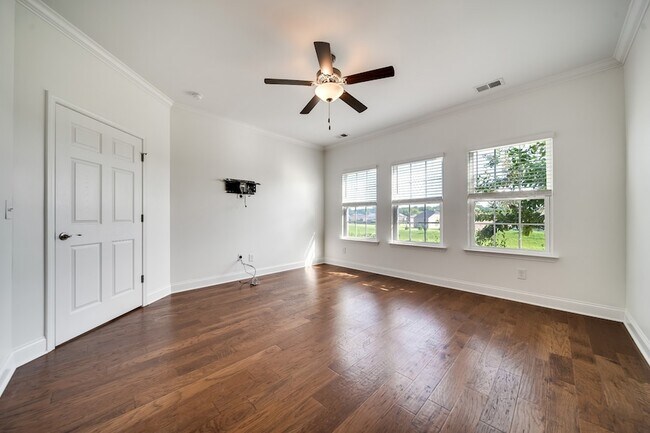 Building Photo - 1647 Foston Ln