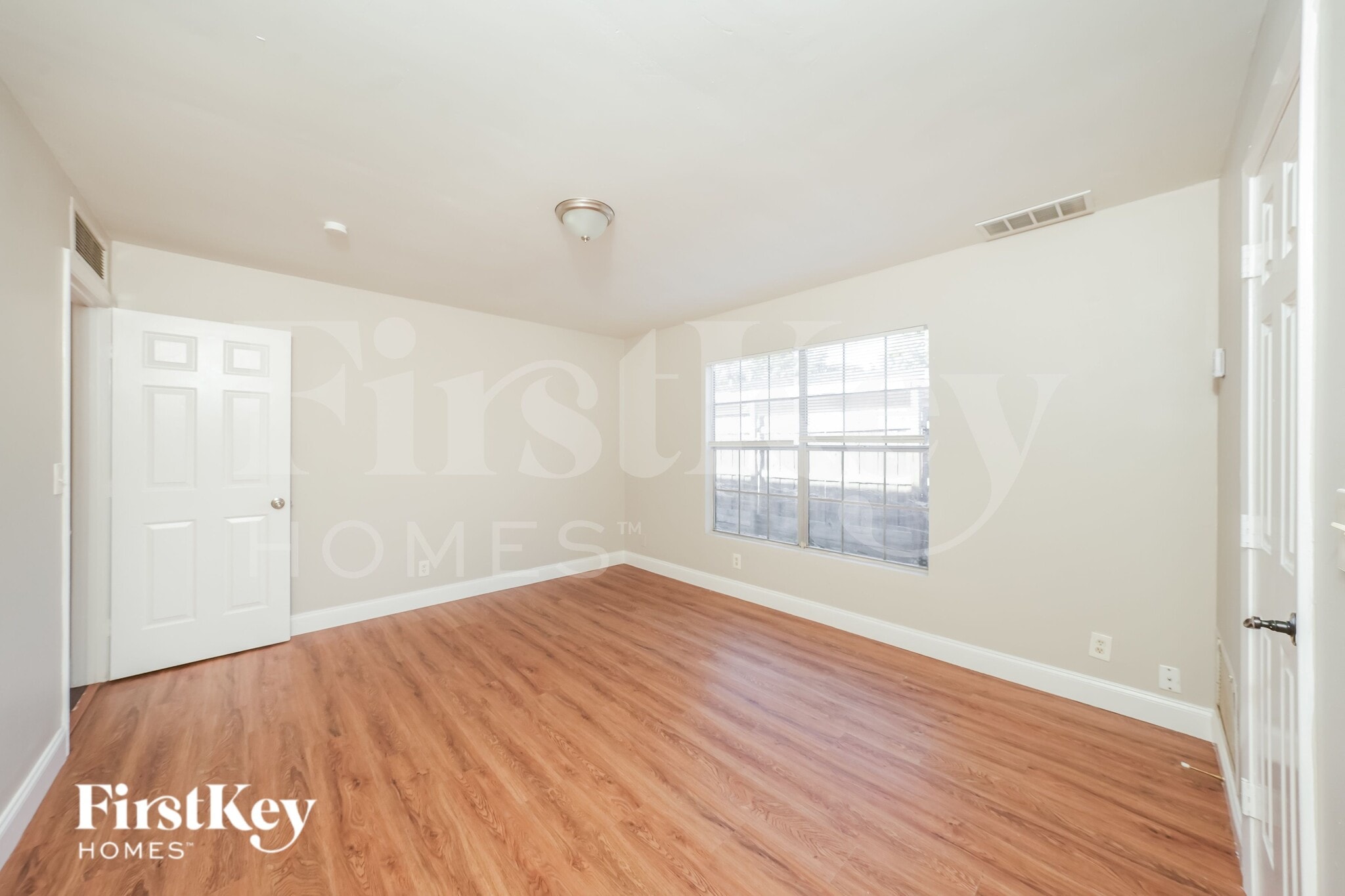 Building Photo - 5227 Adams Rd