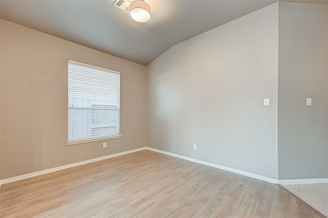 Building Photo - 2439 Marquette Trail