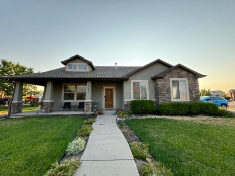 Building Photo - 207 N Brahma Rd