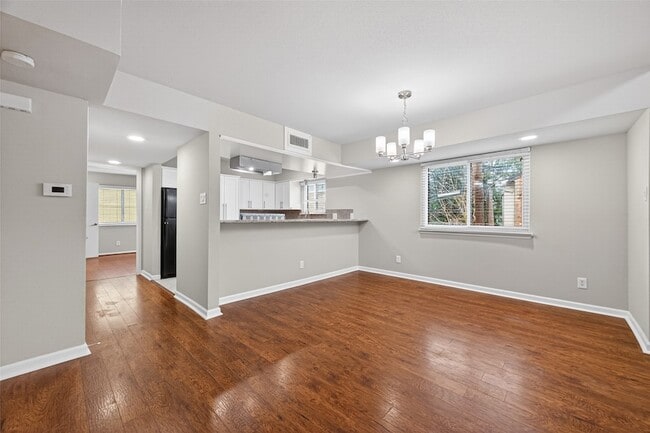 Building Photo - 1114 Augusta Dr
