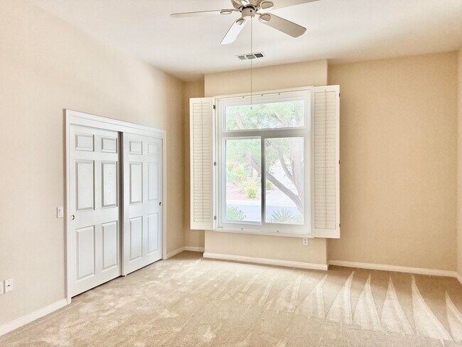 Building Photo - 78768 Yellen Dr