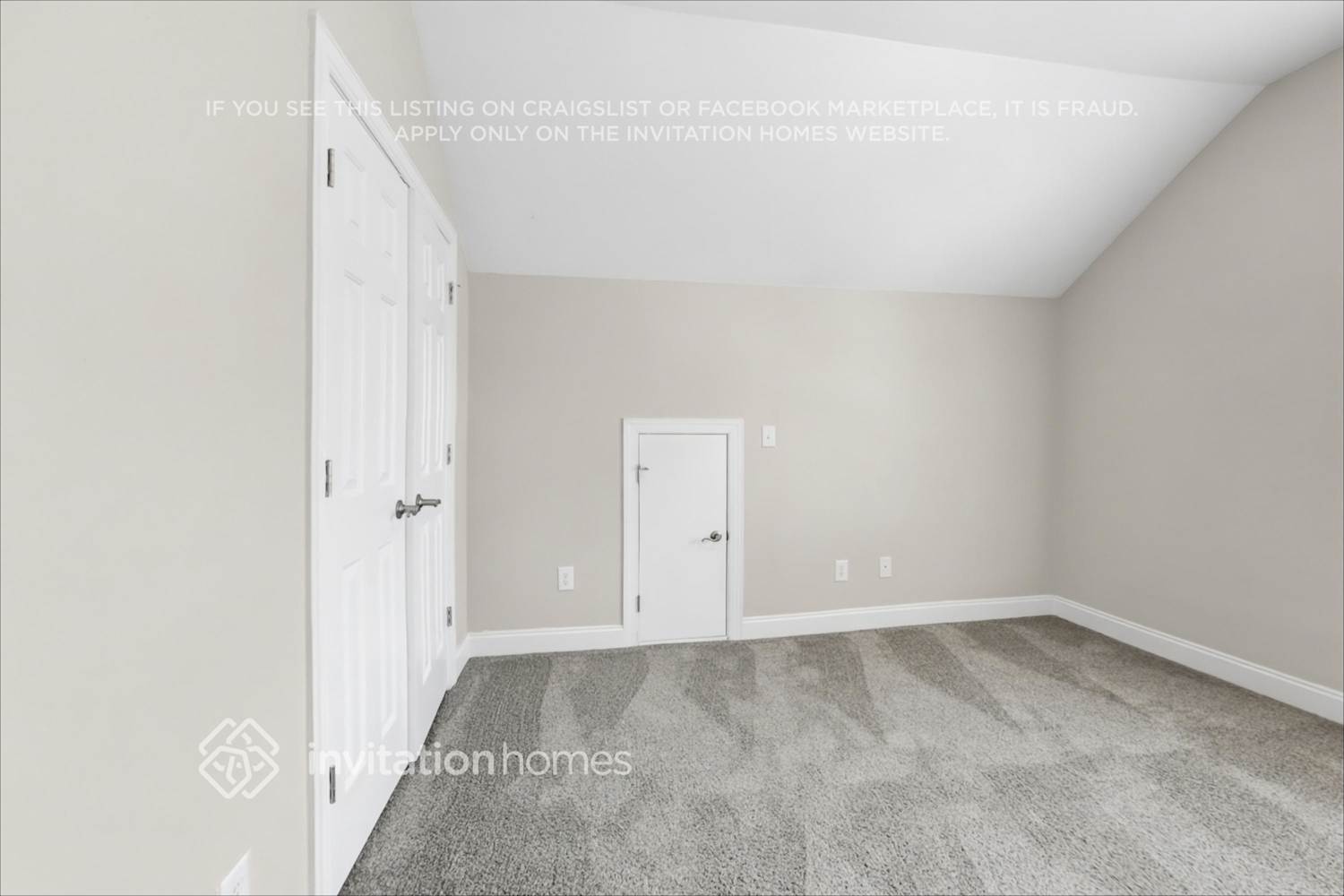 Building Photo - 8627 Ridgeline Ln