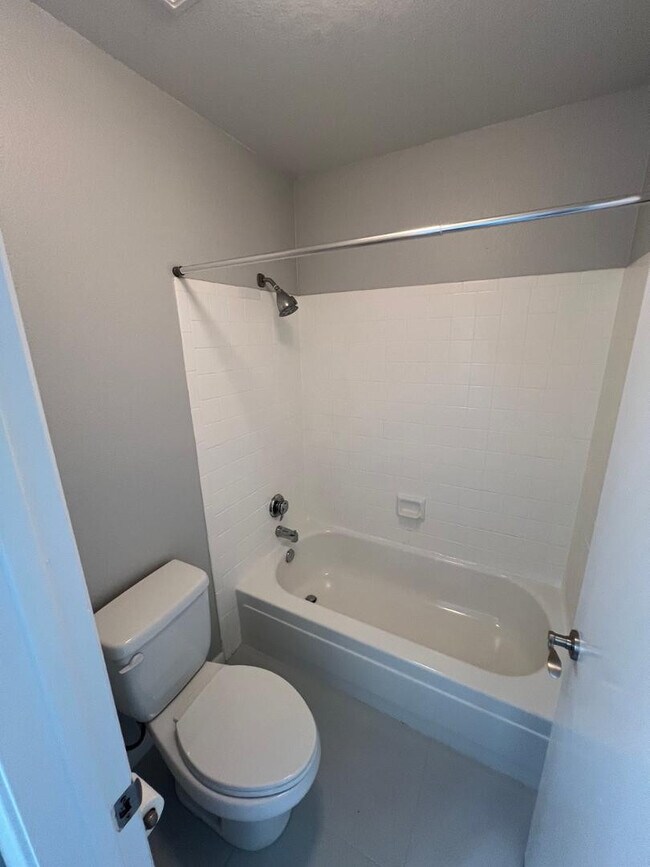 Building Photo - 5995 N 78th St