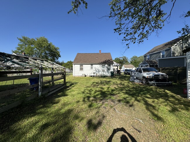 Building Photo - 1625 Wickham Ave