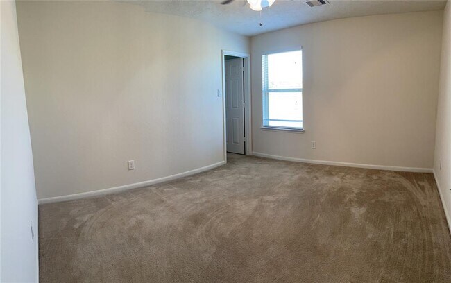 Building Photo - 19014 Bailey Oaks Ln